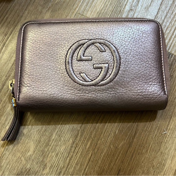 Gucci Small Soho Disco Metallic Wallet - Picture 3 of 16